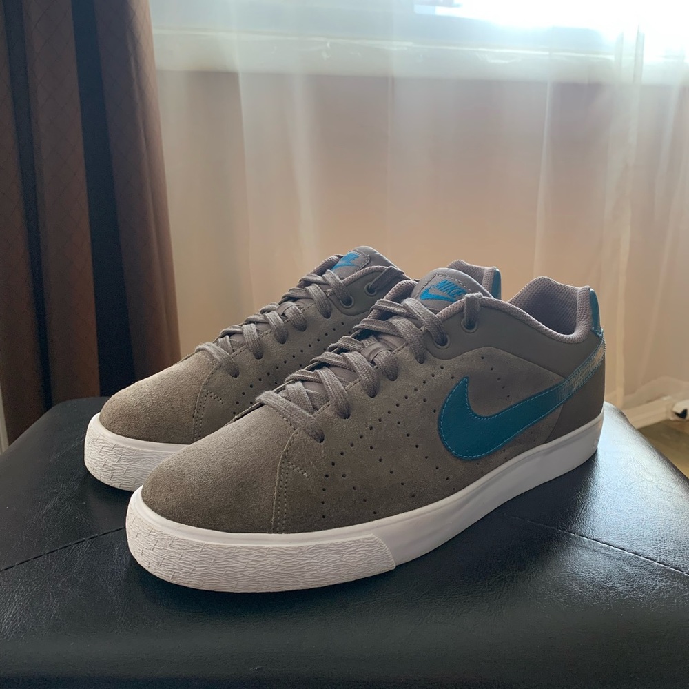 Nike Court Tour Suede Men’s Sneaker